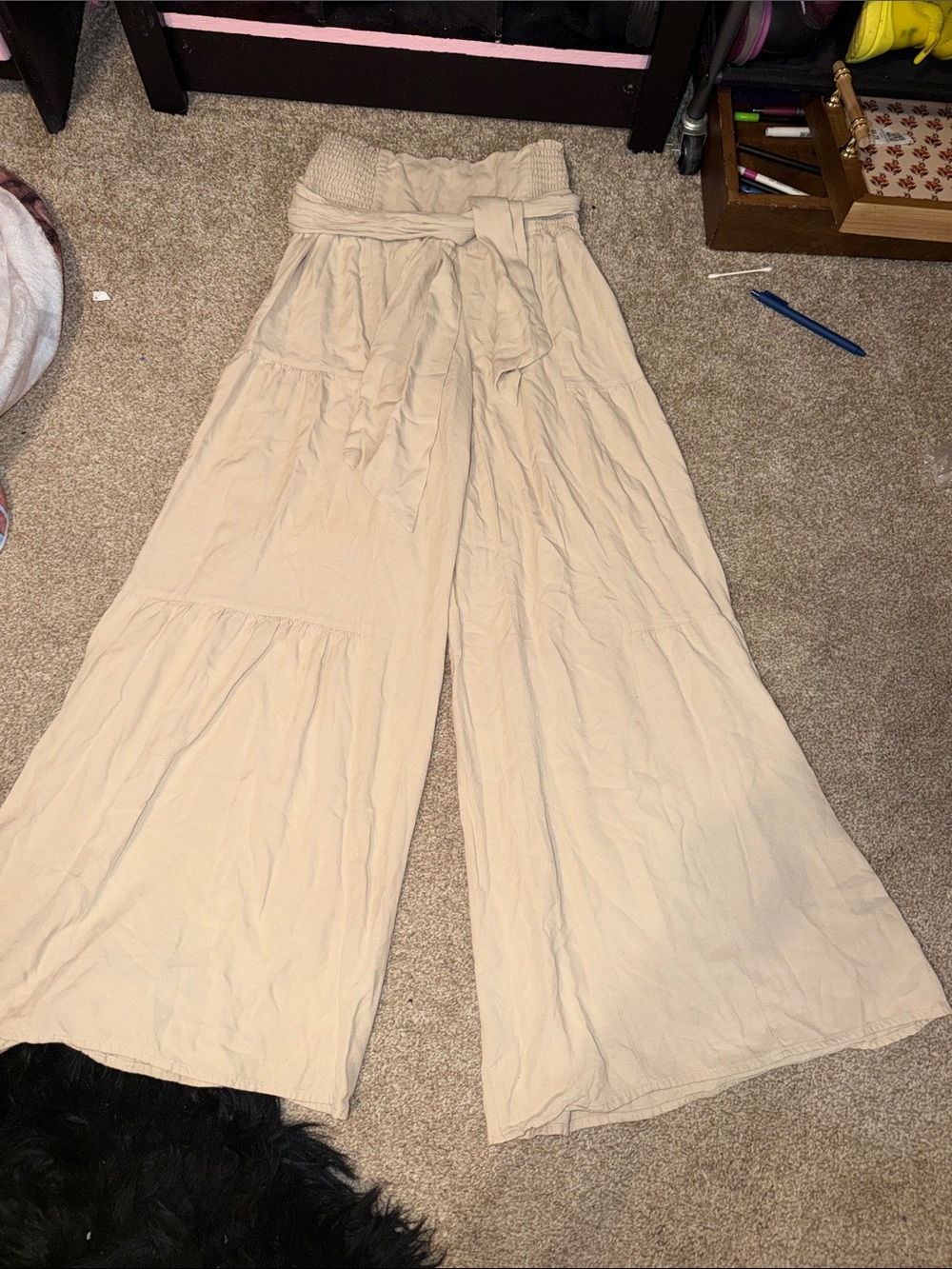 Sincerely Jules Wide Leg Pants in Beige Size Small